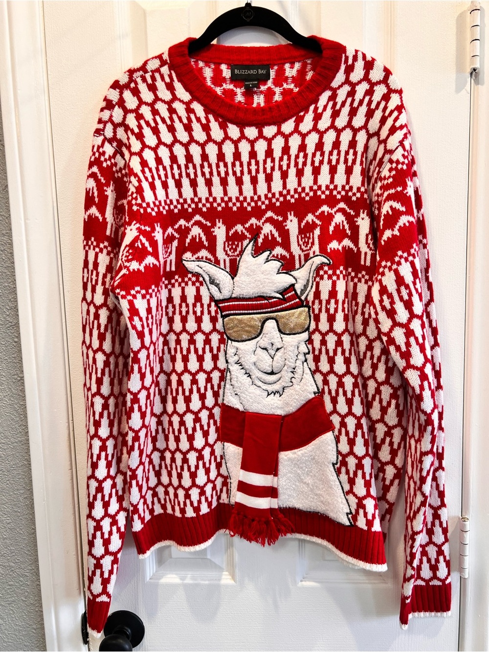 Blizzard Bay Ugly Christmas Sweater Cool Llama 3D Scarf Sunglasses Red White L